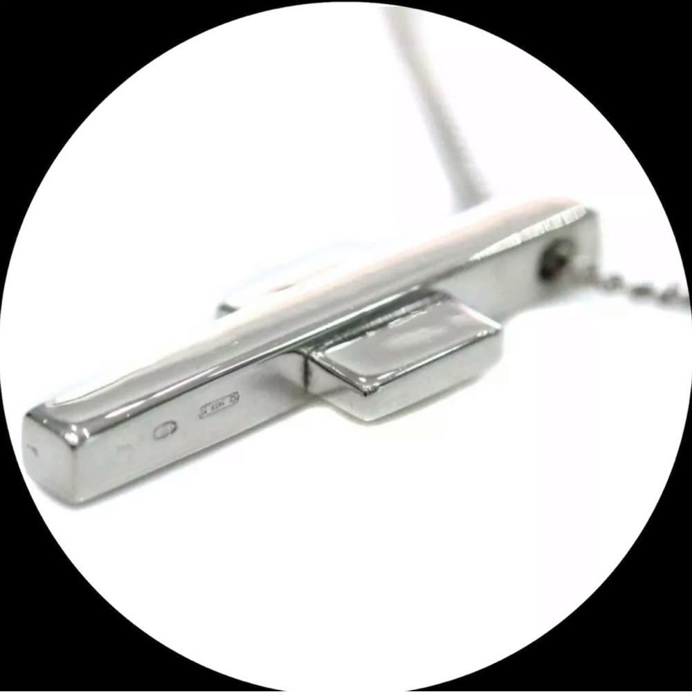 Gucci Silver Cross Pendant Necklace - Picture 12 of 12